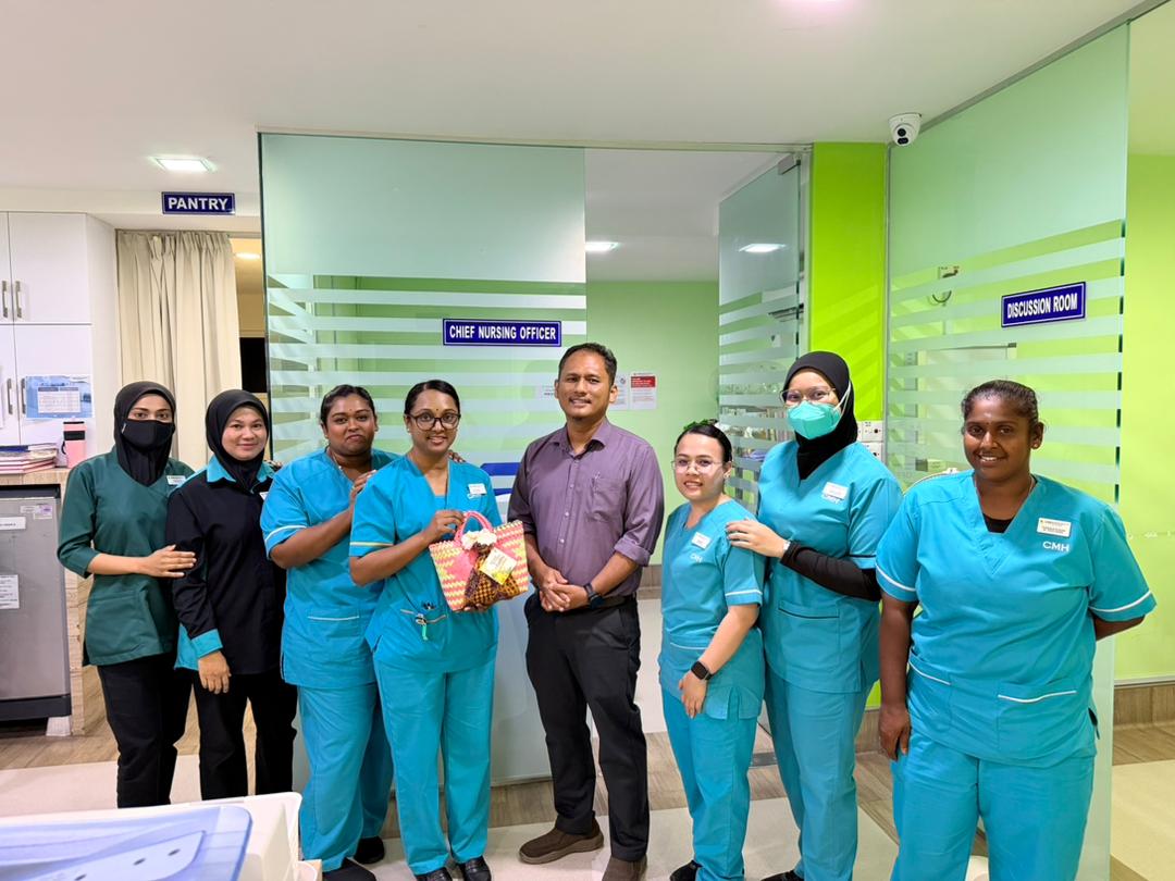 Dr Shaharil with members of the clinical care team